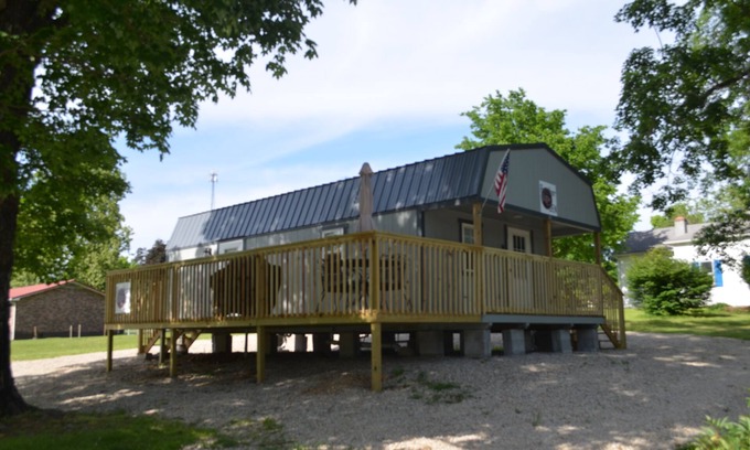 Annapolis Cottage | Panther Den Cabin is located 4 miles from Hwy K Campground