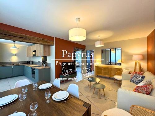 Saint-Martin-de-Brethencourt Apartment | Papyrus - Village Center Apartment 4 Guests