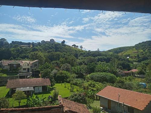 Santo Antonio do Pinhal House | Paraíso dos Pinhais
