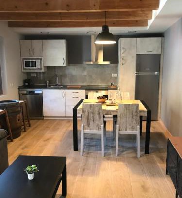 Cires Apartment | Parada de Txambonet 2