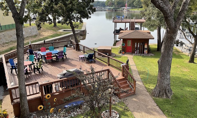 Tool House | Paradise at Cedar Creek