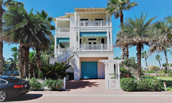 The Shores House | Paradise at it's Finest! Beach House with Elevator!