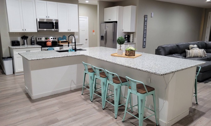 Greenehaven House | Paradise at Powell: Spacious home near Lake Powell