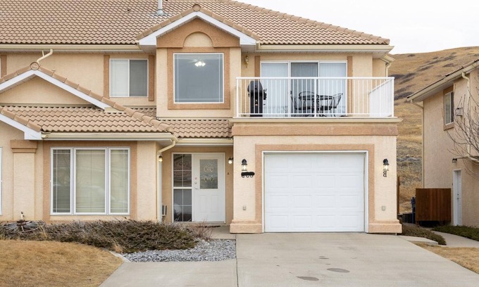 Lethbridge Condo | Paradise Canyon Golf Resort - Luxury Condo U401