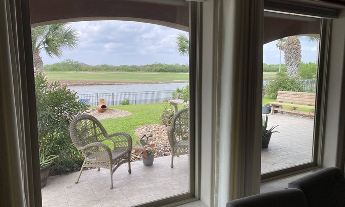 Laguna Vista House | Paradise Found at South Padre Island Golf Course