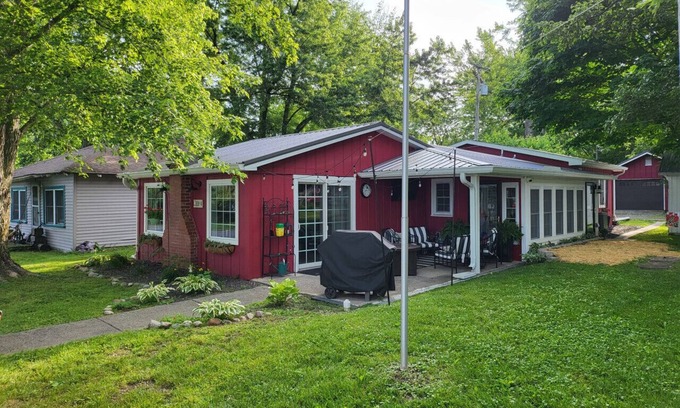Mattoon House | Paradise Found in Illinois