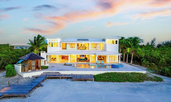 Sandy Point House | Paradise Found