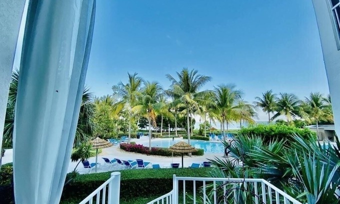 Rock Harbor House | PARADISE FOUND!