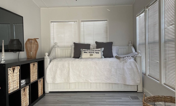 Layton House | Paradise Found