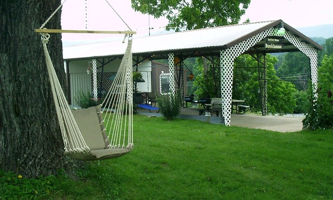 Jasper Apartment | Paradise in the Little Buffalo River Valley less than a mile from Jasper.