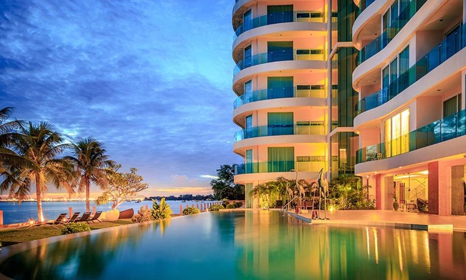 Bang Lamung Apartment | Paradise Ocean View Beach Front Condominium In Pattaya