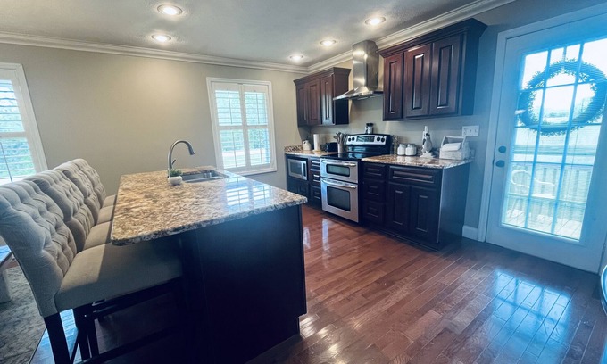 Stanton Other | Paradise on Pecks Creek - w/Hot tub & Firepit! Minutes from RED RIVER Gorge