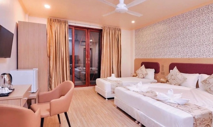 Maafushi Bed & Breakfast | Paradise peak-Deluxe double