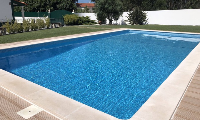 Sao Martinho do Porto Villa | Paradise Valley House