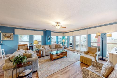 Mexico Beach Apartment | Paradise Shores 100