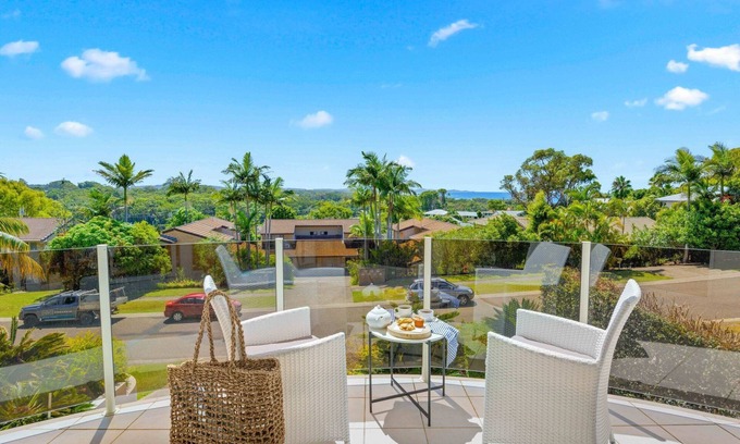 Bonny Hills House | Paradise View - coastal townhouse Bonny Hills