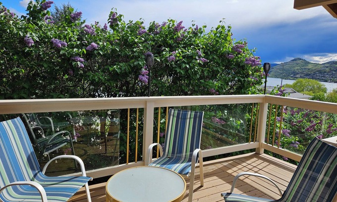 Vernon House | Paradiso Kal Lake