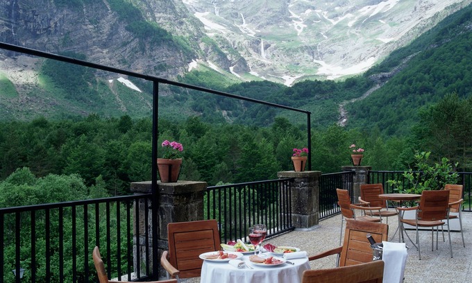 Bielsa Hotel | Parador De Bielsa