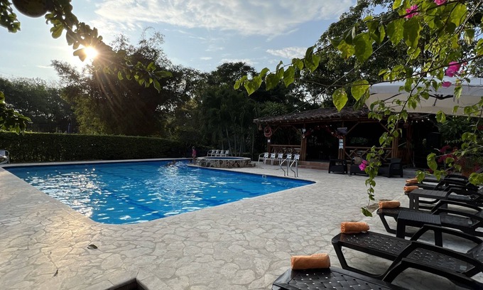 Puerto Triunfo Hotel | Parador del Gitano Hotel & Restaurante