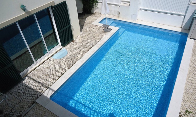 Charneca de Caparica e Sobreda Villa | Paraiso in Aroeira - Pool, beach, golf, air conditioning 20 minutes from LISBON