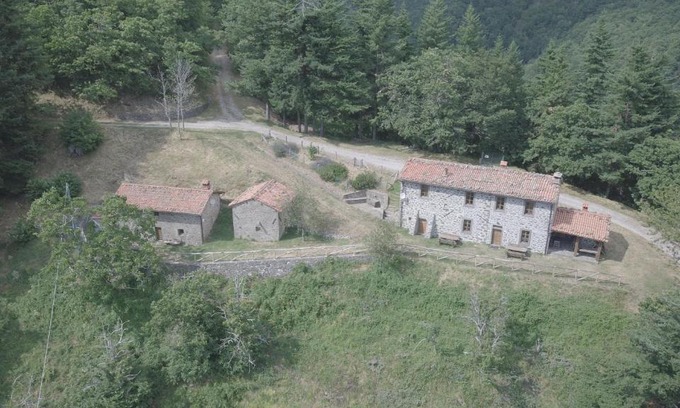 Barga House | Parco Colle Fobia