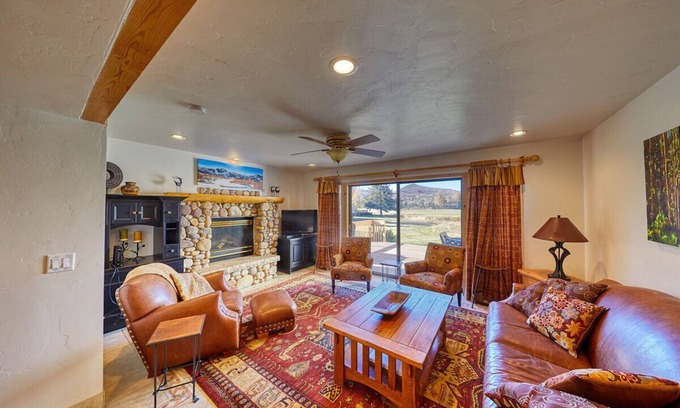Park Meadows Condo | Park City Condo: Spacious Private Retreat for 6+. On Free Bus Line.