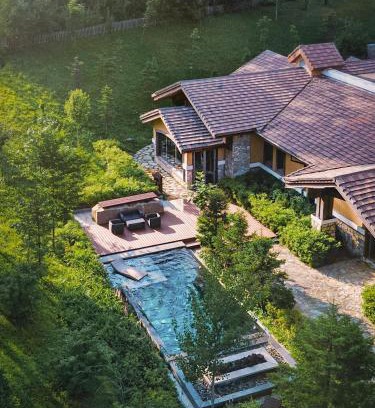 Changbai Mountain West Slope Hotel | Park Hyatt Changbaishan