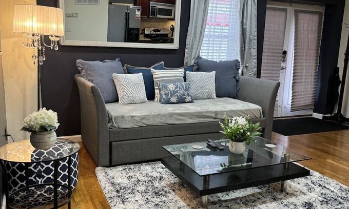 Union City Apartment | Park View - Apt 1 - 3 Bedroom - 15 Mins to NY