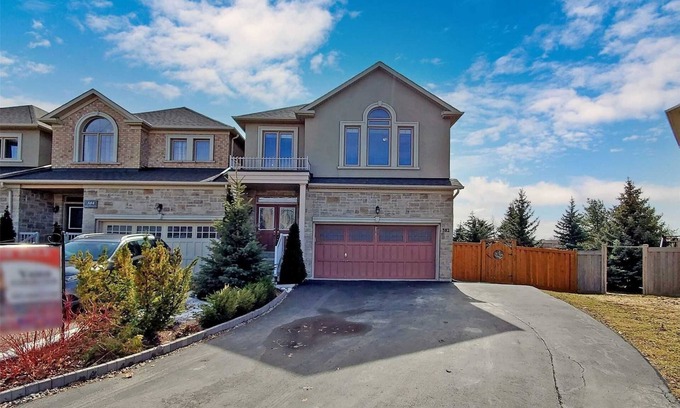 Oakville House | Park view in Oakville