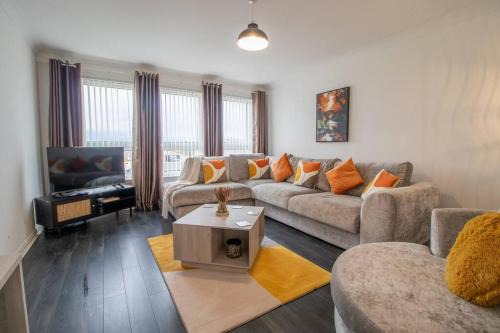 Motherwell Apartment | Park View-modern 2 bed apartment
