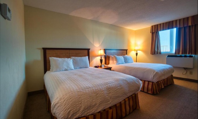 Winnipeg Hotel | Park West Inn