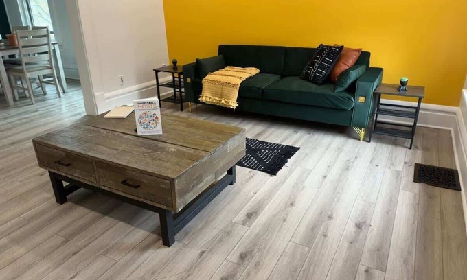 Victorian Village House | Parking Free – Short North – Convention – King Bed