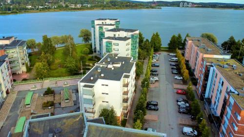 Jyvaskyla Apartment | Parking space-Self check-in-Sauna-46m2-Waterfront