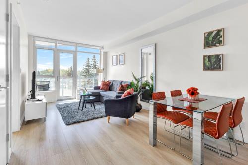Bow Riverfront Apartment | Parkside at Waterfront in Downtown Calgary