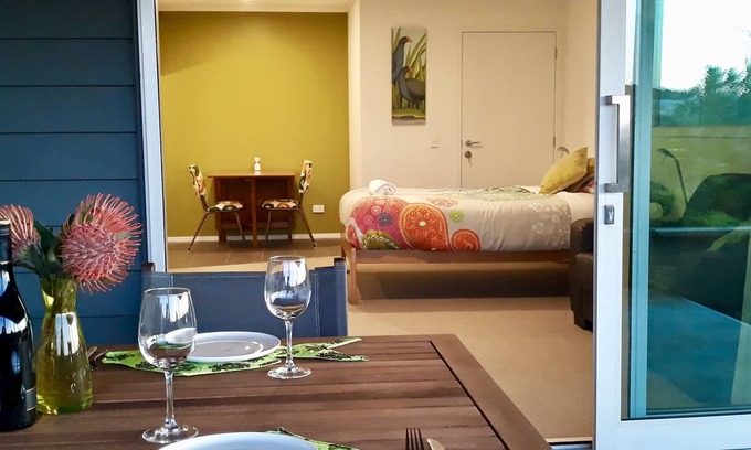 Parua Bay Apartment | PARUA BAY STUDIO - SELF CONTAINED