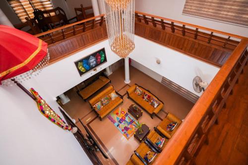 Alwaye House | Parudeesa - Heavenly- Luxurious Palace look-Near CBD - Kerala - India with Breakfast