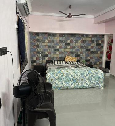 Suchindram House | PARVATHY MURUGAN COTTAGE-2ND FLOOR for Pilgrims, family and Bachelors only