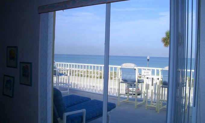 Pass-a-Grille Historic District Apartment | Pass-a-Grille Beach Condo