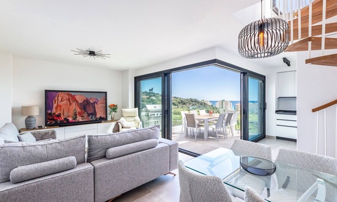 Torreblanca Apartment | Pass the Keys | Entire Luxurious 3 Bedroom Penthouse