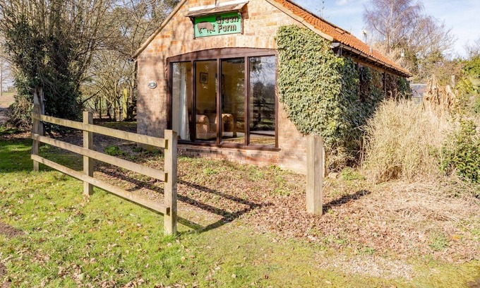 Aldborough House | Pass the Keys | The Orchard