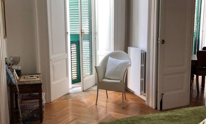Vittorio Emanuele House | PassePartout: A journey through books in downtown Naples