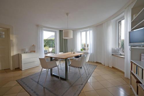 Selb Apartment | Paterre Wohnung in der Rosa Villa
