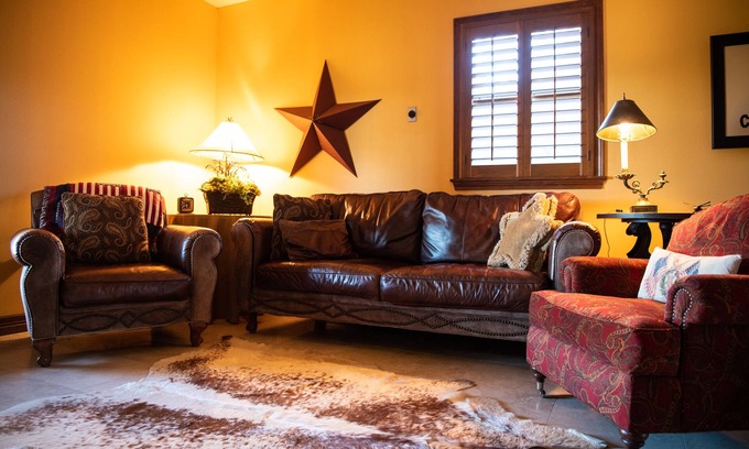 Brenham Cabin | Patio cottage at Rockin' Star Ranch