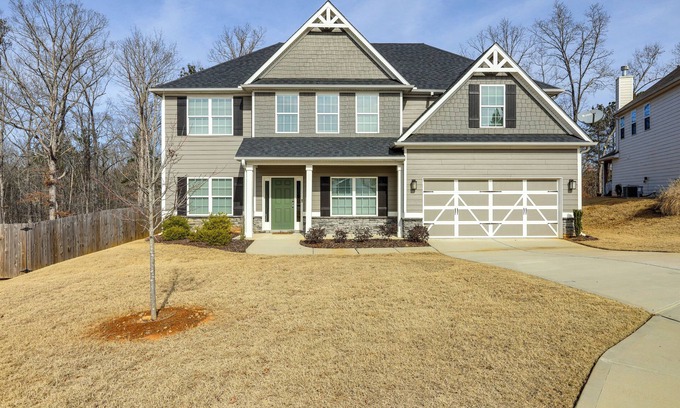 Newnan House | Patio w/Fireplace: Spacious Sharpsburg Home!