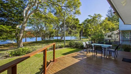 Patonga House | Patonga Sunset - Waterfront Holiday House