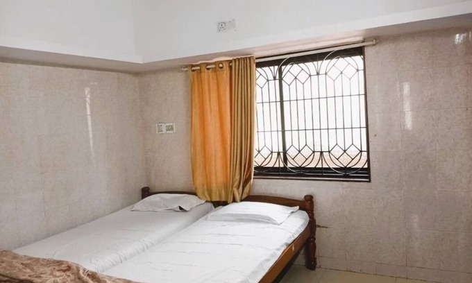 Murudeshwara Hotel | Patricia Residency