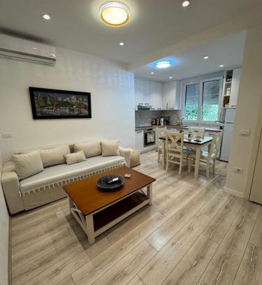Tirana Apartment | PatZOO Apartments