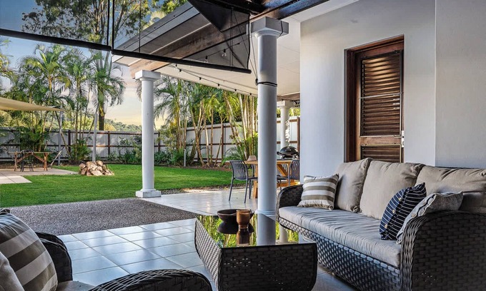 Wongaling Beach Apartment | Pause, Reset at Mission at the Shack