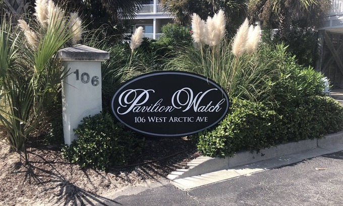 Folly Beach Condo | Pavilion Watch third floor condo with ocean views