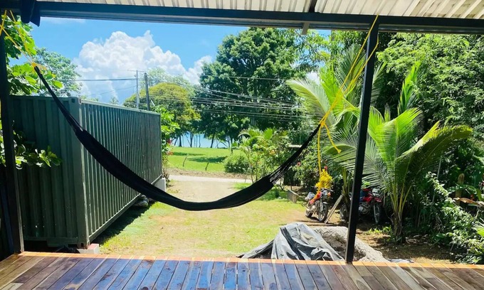 Pavones House | Pavones Beach House Walk to Surf